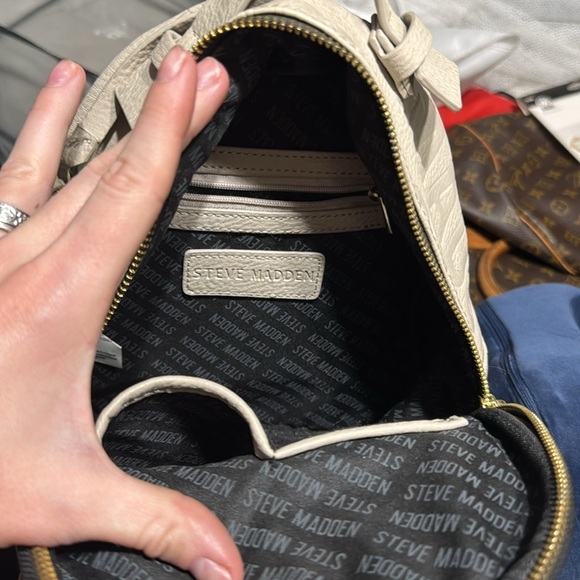 Backpack/ purse - Picture 4 of 6